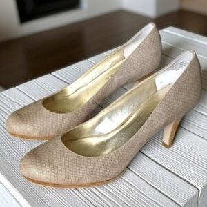 🆕️Anne Klein Wystere heels